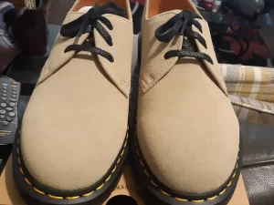 Dr Martens Suede shoes Pale Olive