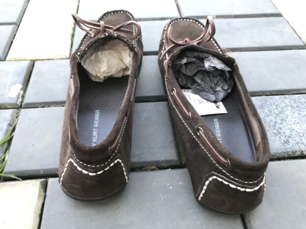KURT GEIGER BROWN SUEDE LOAFER - Image 3