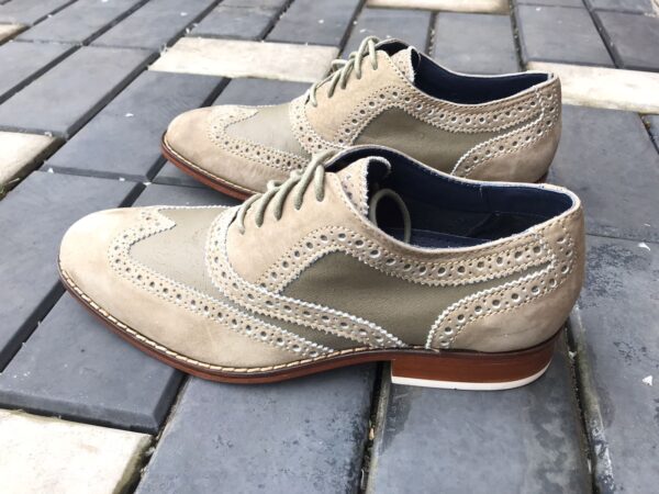 COLE HAAN BEIGE BROGUE SHOES - Image 2