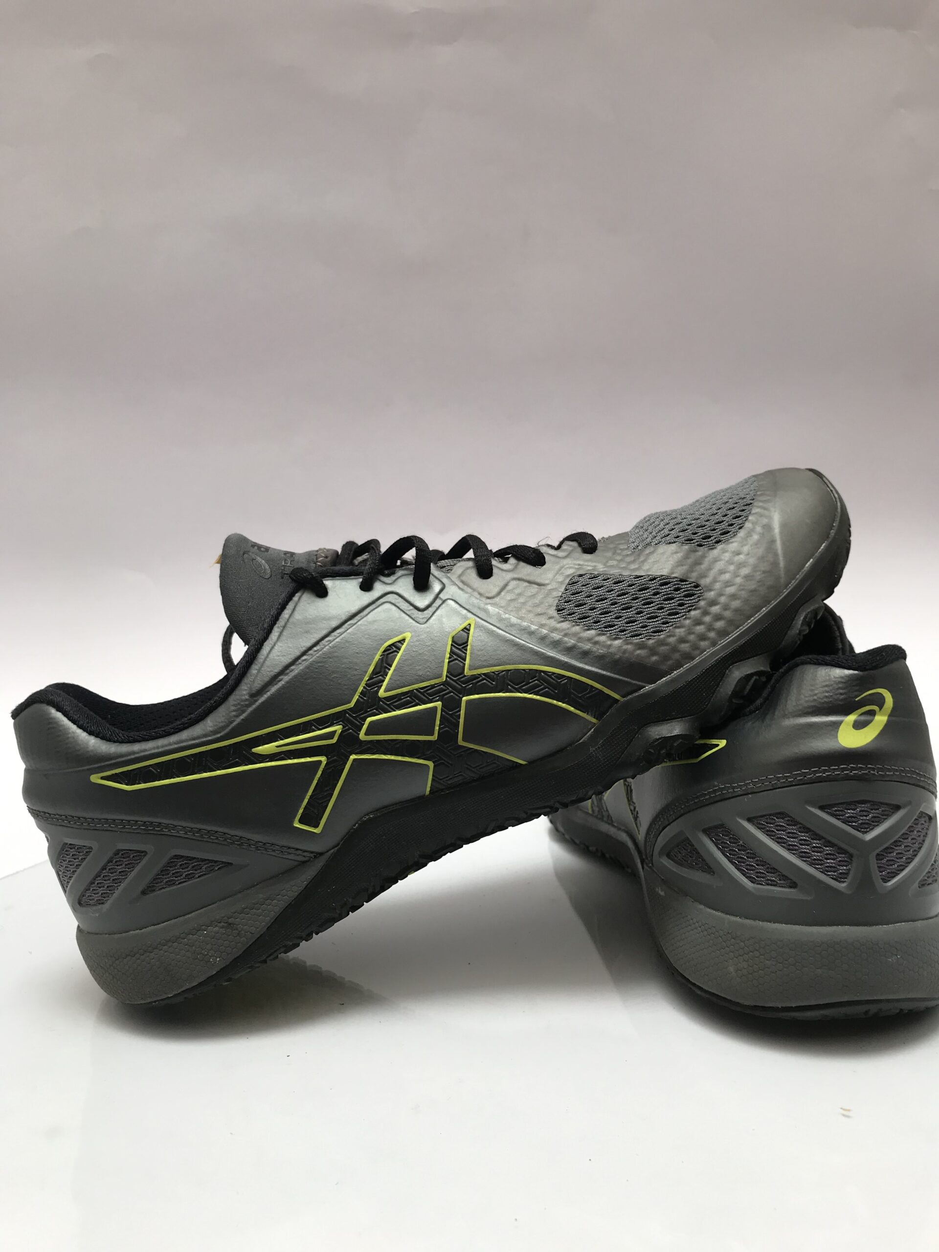 ASICS Men's Grey & Lime Green Performance Training Shoes - Image 2